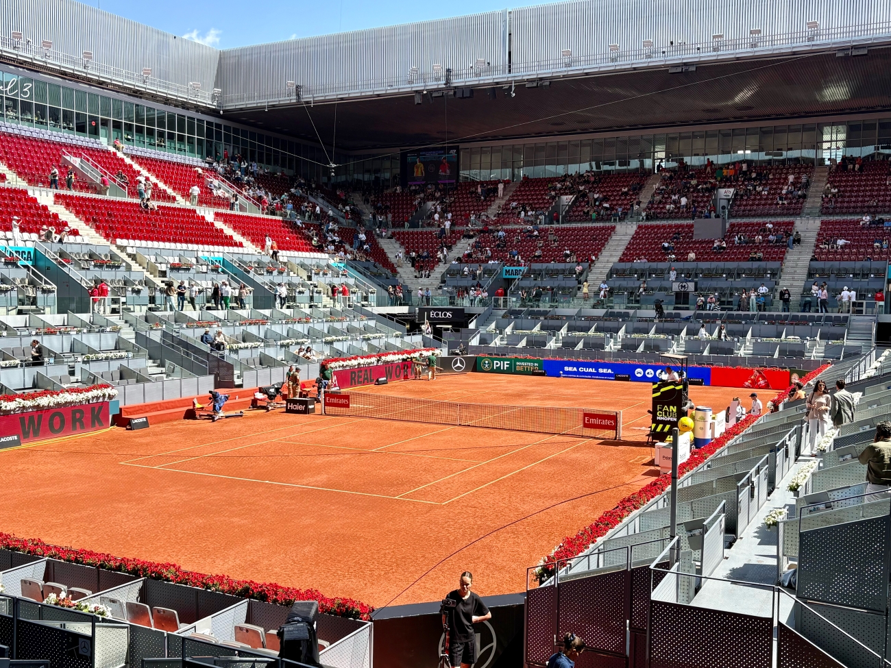 Pista Manolo Santana durante el Mutua Madrid Open en la Caja Mágica de Madrid