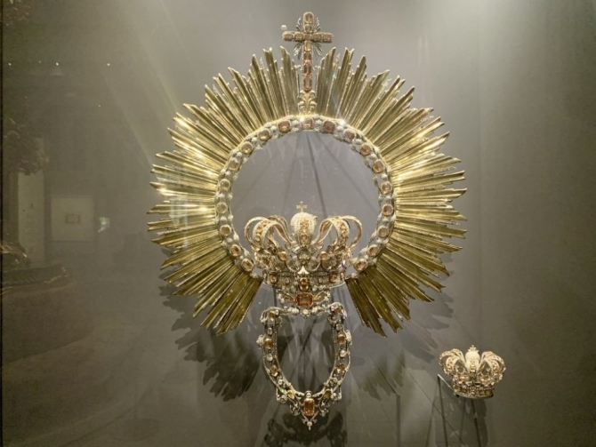 Corona de la Virgen de Atocha