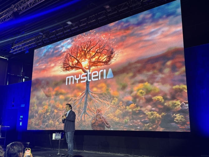 Iker Jiménez deslumbra en el Meta World Congress con MYSTERIA, una fusión de arte, tecnología e imaginación