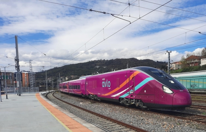 Renfe lanza la campaña Superprecios, con billetes de Avlo a 7 euros
