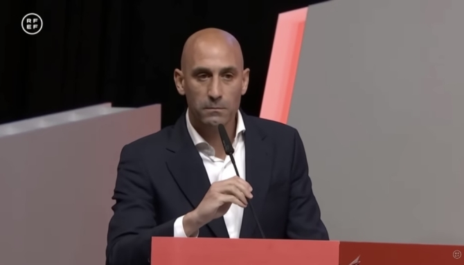 La FIFA aparta a Luis Rubiales de forma provisional