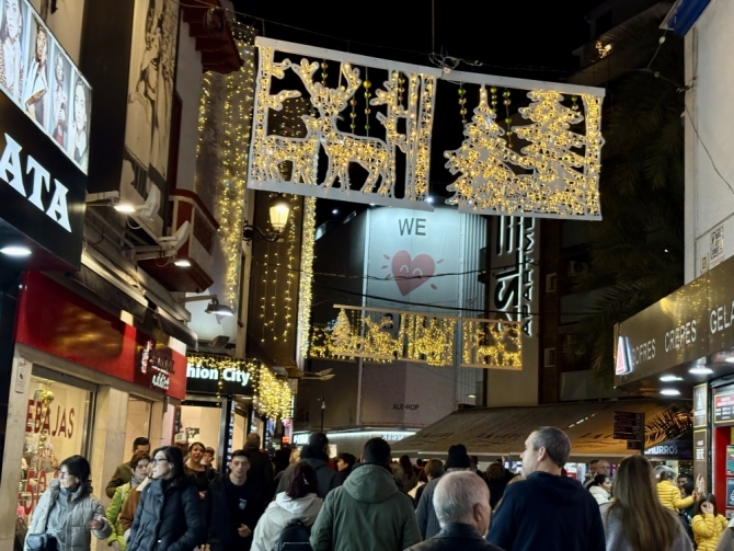 La magia de los Reyes cierra una Navidad inolvidable en Benidorm