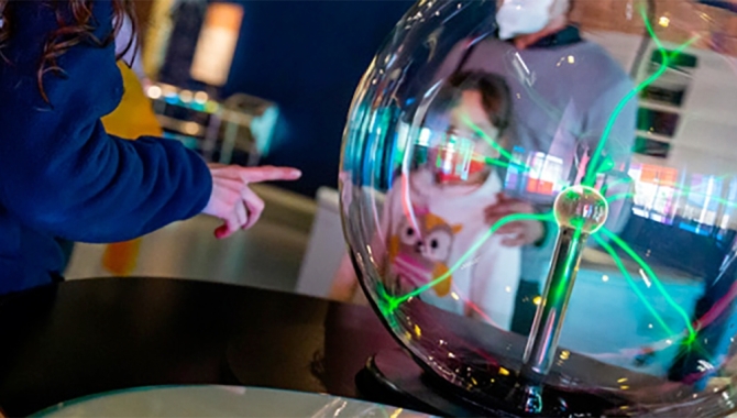 MuNCyT Alcobendas, el museo donde la ciencia se convierte en juego