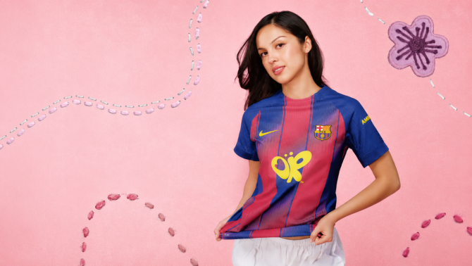 Qué significa el logotipo que luce el Barcelona en su camiseta en El Clásico