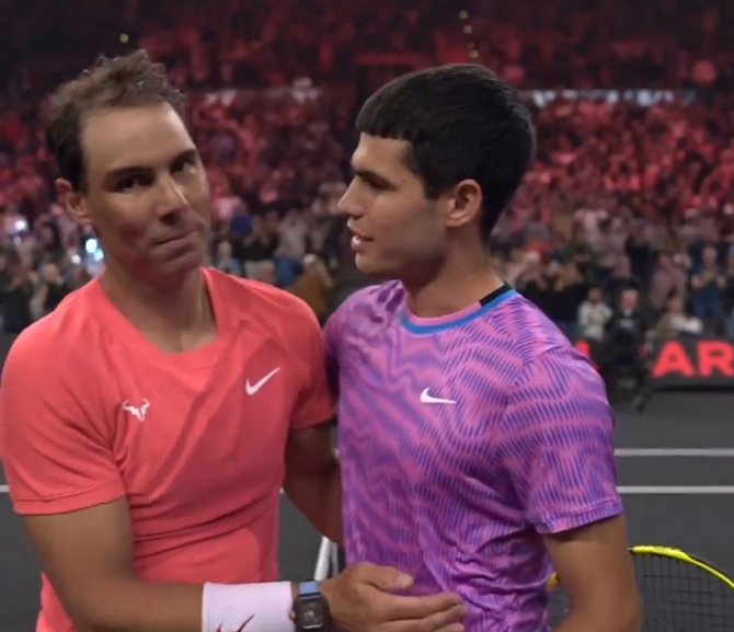 Nadal y Alcaraz deslumbran en un emocionante duelo en Las Vegas