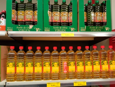 Imagen de la noticia: El precio del aceite de oliva comienza a bajar tras alcanzar su máximo en abril