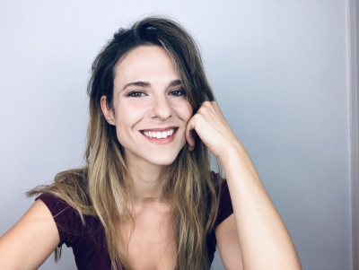 Imagen de la noticia: Nikki García, la voz de Google Maps, lanza su nuevo single 