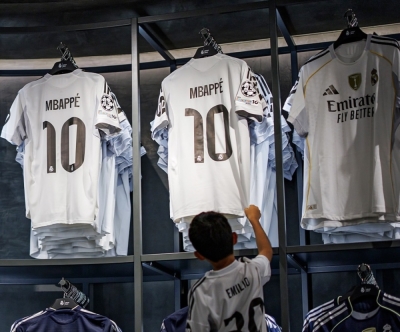 Imagen de la noticia: El dorsal 10 de Mbappé desata la fiebre madridista